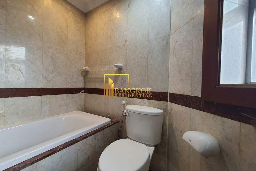 3 bedroom near bts phloen chit All Seasons Mansion 4612 image-21