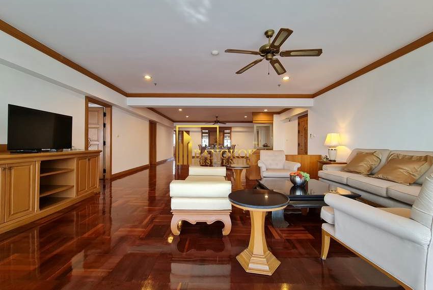 4 bed apartment for rent Centre Point Phromphong 7025 image-02