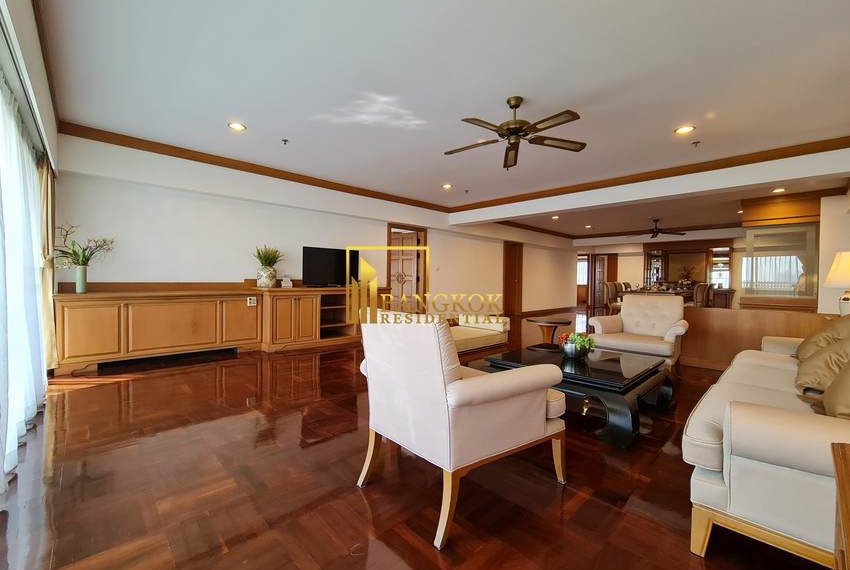 4 bed apartment for rent Centre Point Phromphong 7025 image-03