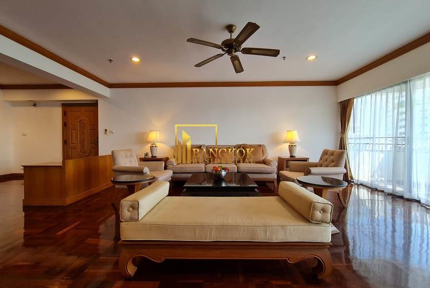 4 bed apartment for rent Centre Point Phromphong 7025 image-04