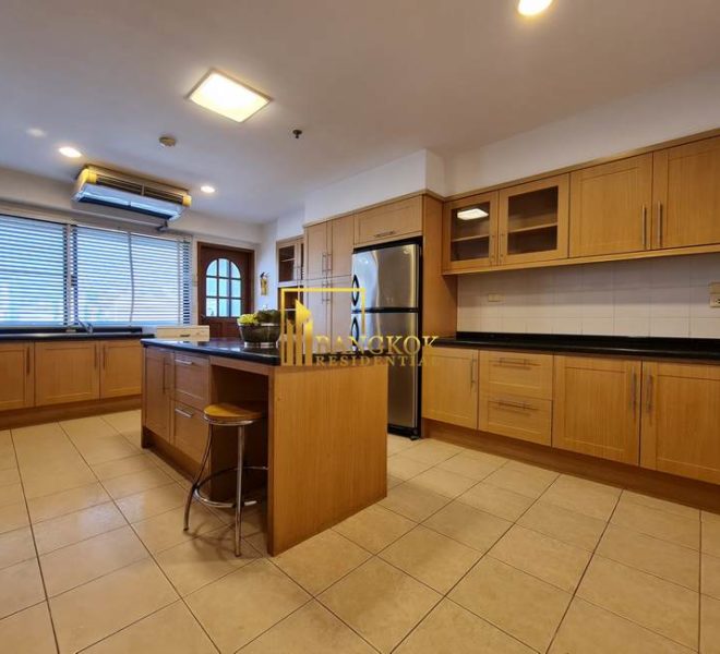 4 bed apartment for rent Centre Point Phromphong 7025 image-09