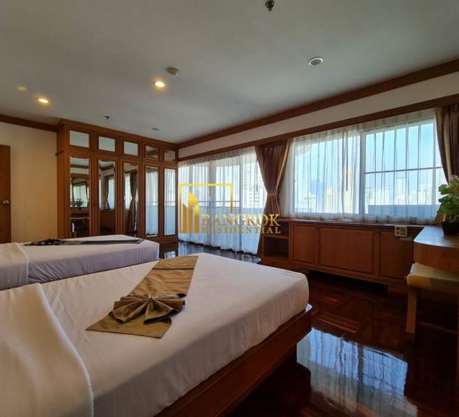 4 bed apartment for rent Centre Point Phromphong 7025 image-16