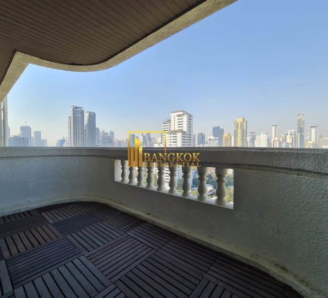 4 bed apartment for rent Centre Point Phromphong 7025 image-17