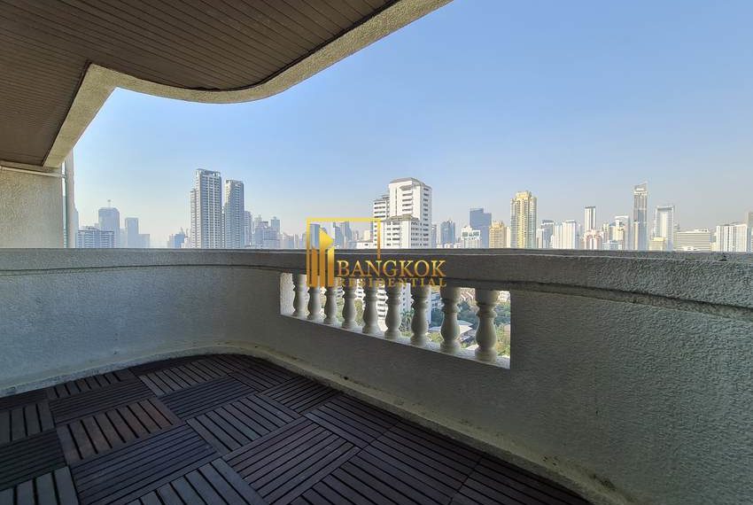 4 bed apartment for rent Centre Point Phromphong 7025 image-17
