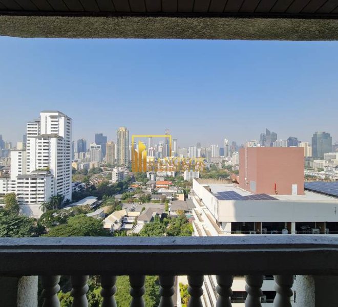 4 bed apartment for rent Centre Point Phromphong 7025 image-18