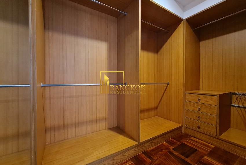 4 bed apartment for rent Centre Point Phromphong 7025 image-22