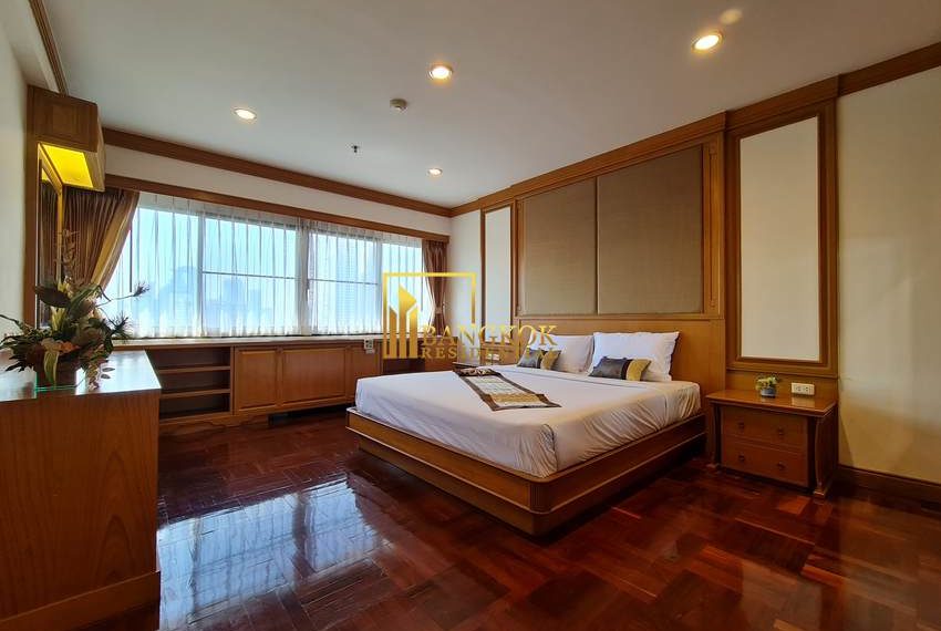 4 bed apartment for rent Centre Point Phromphong 7025 image-24