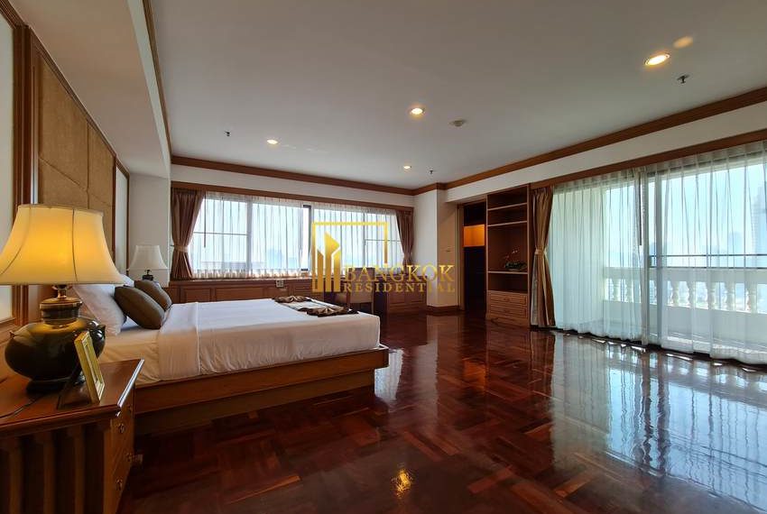 4 bed apartment for rent Centre Point Phromphong 7025 image-27
