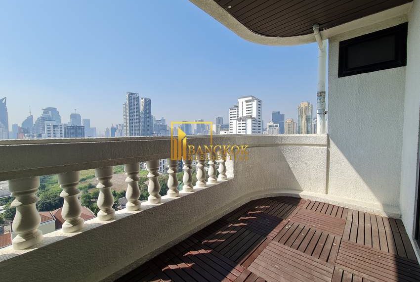 4 bed apartment for rent Centre Point Phromphong 7025 image-30