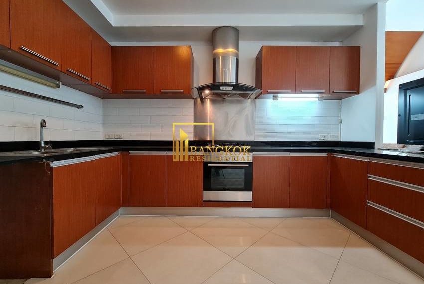 4 bed duplex apartment The Verandah 0083 image-07