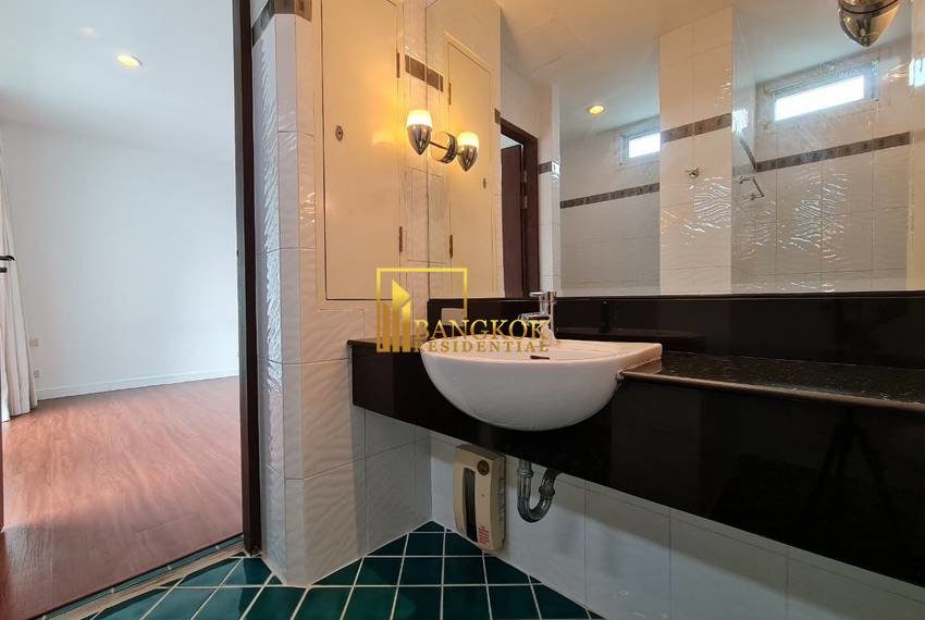 4 bed duplex apartment The Verandah 0083 image-11