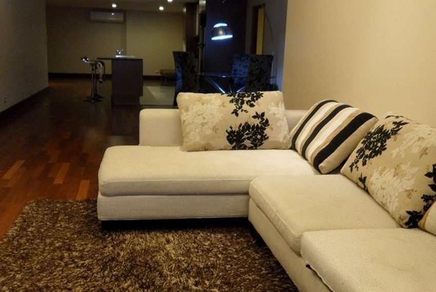 4261 Image-01
