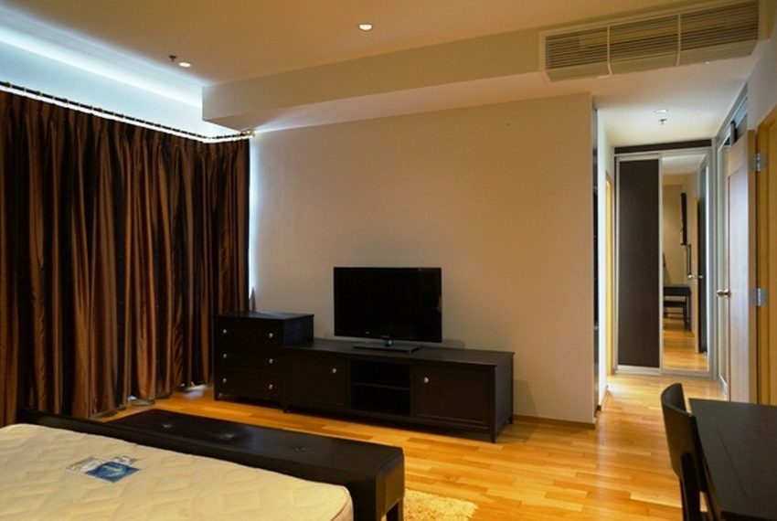 5499 Image-04