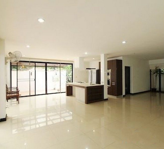 7676 Image-02