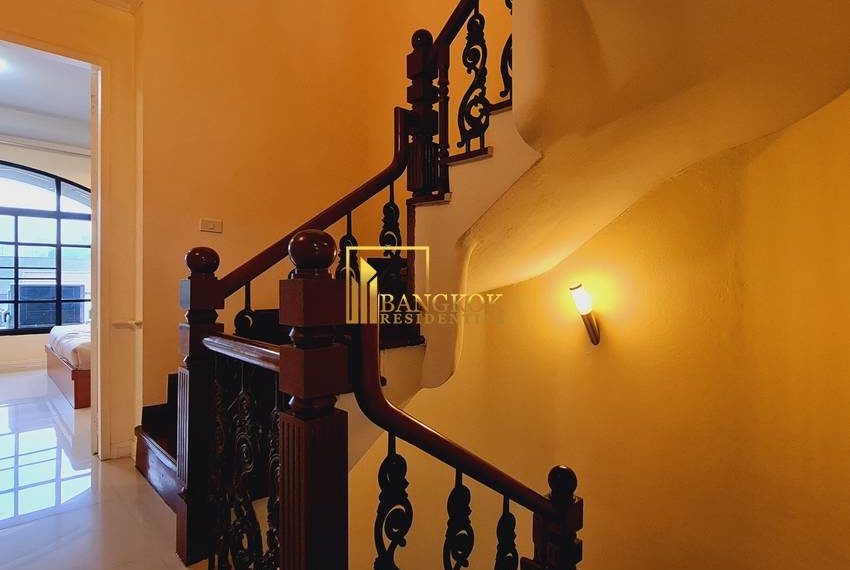 Baan Chicha Castle 3 bed for rent 8586 image-11