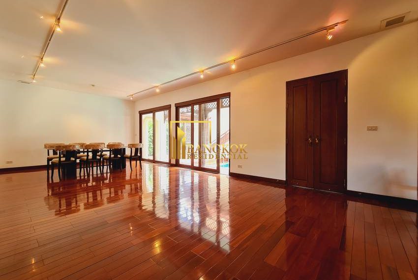 Baan Sukjai 3 bed for rent ekkamai 7690 image-17
