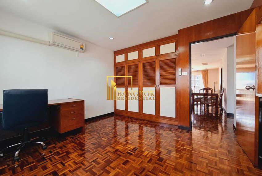 C S Villa Apartment 0492 image-09