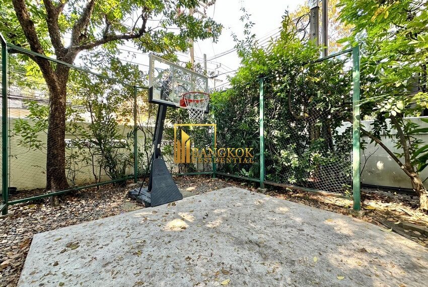 Mayfair Garden Apartment Facilities Image-08
