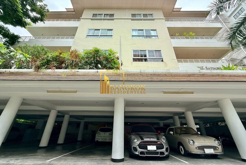 Sathorn Seven Residence Facilities Image-11