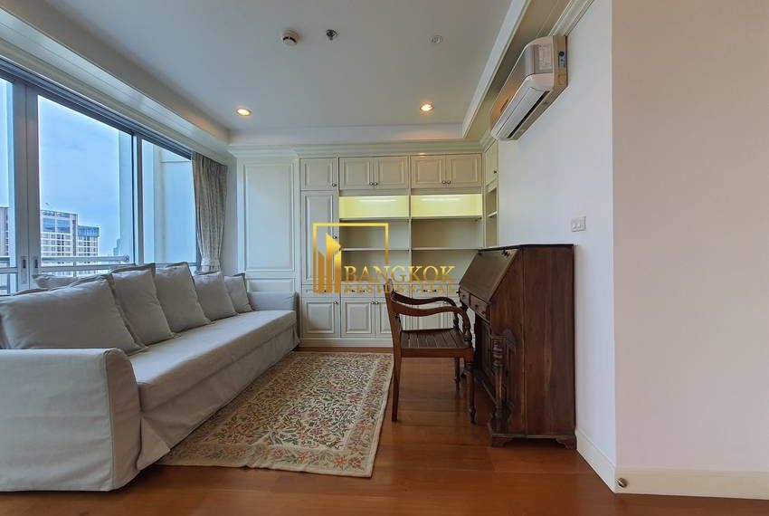 2 bed duplex condo The Rajdamri 6486 image-11