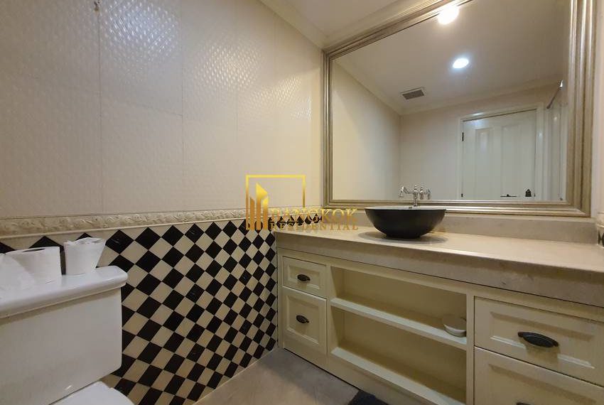 2 bed duplex condo The Rajdamri 6486 image-18