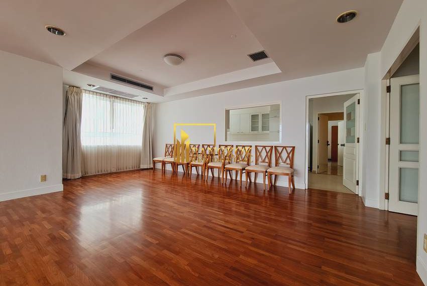 3 bed for rent Krungthep Thani Tower 0514 image-06