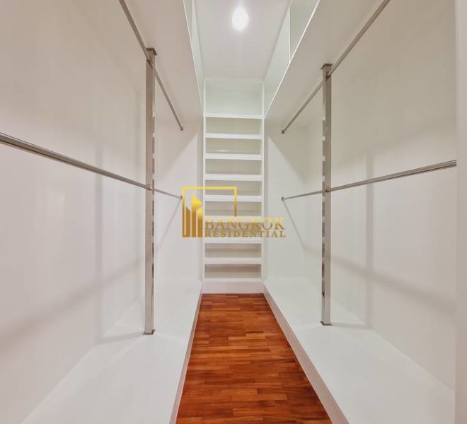 3 bed for rent Krungthep Thani Tower 0514 image-17