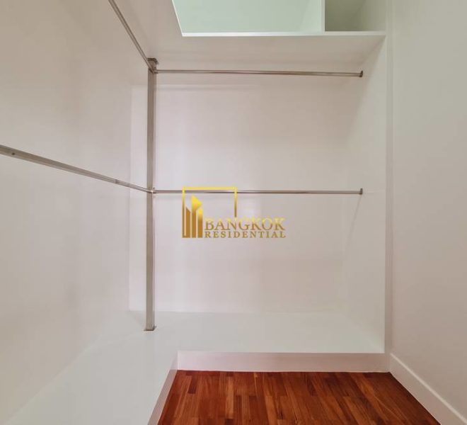 3 bed for rent Krungthep Thani Tower 0514 image-22