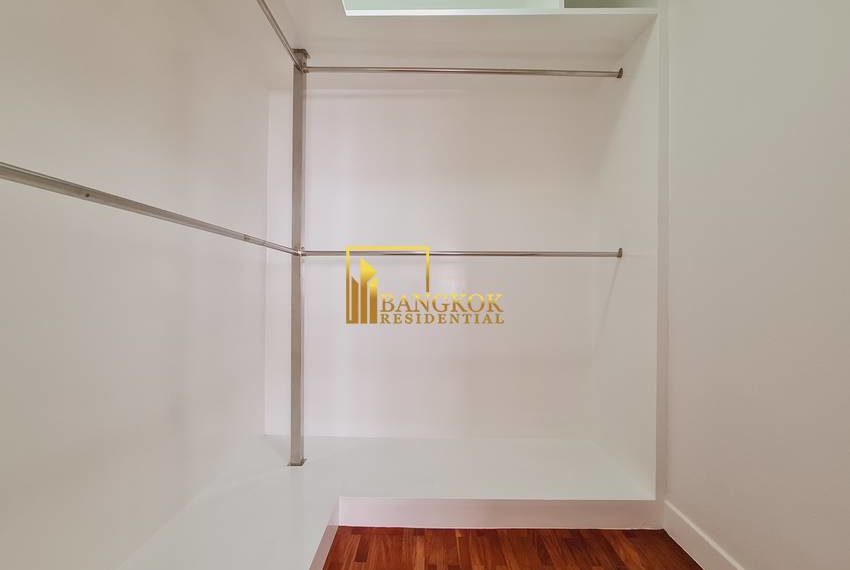 3 bed for rent Krungthep Thani Tower 0514 image-22