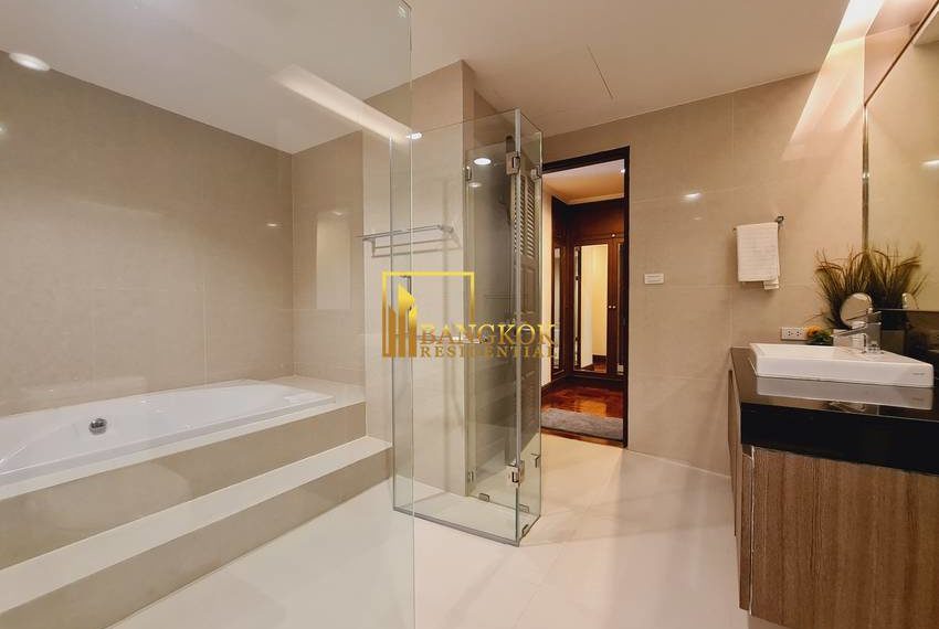4 Bed Duplex Ploenrudee Residence For Rent 0679 image-17