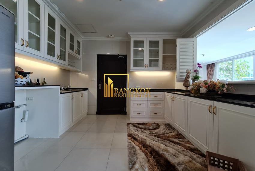 4 bed duplex penthouse apartment Piyathip Place 7101 image-06