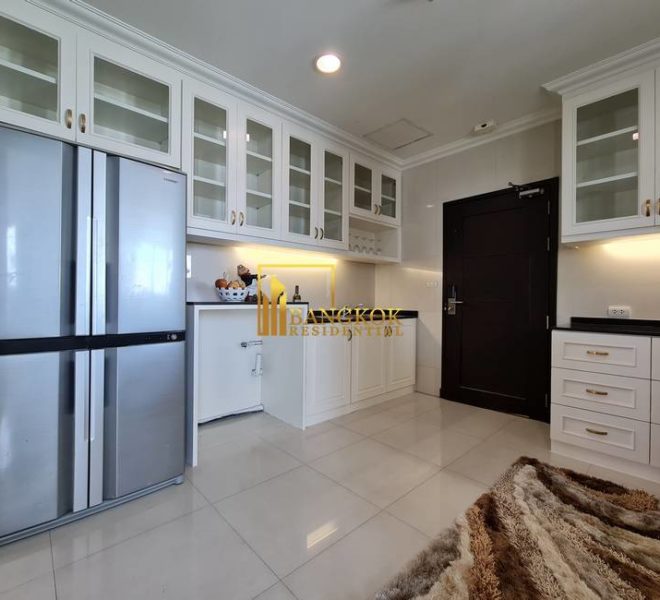 4 bed duplex penthouse apartment Piyathip Place 7101 image-07