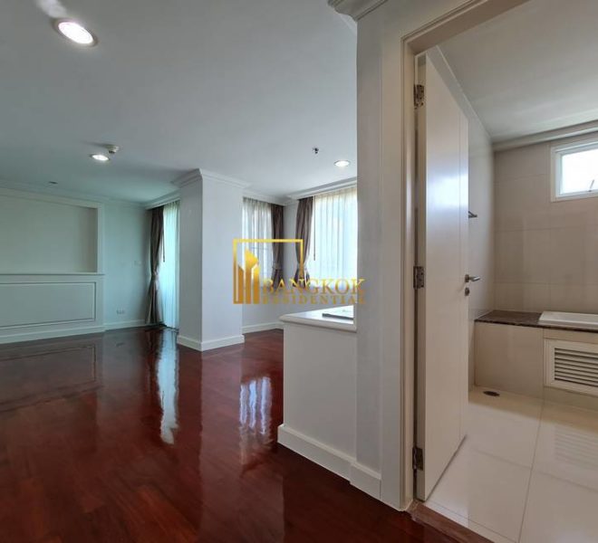 4 bed duplex penthouse apartment Piyathip Place 7101 image-30