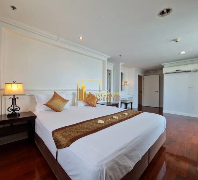4 bed duplex penthouse apartment Piyathip Place 7101 image-33