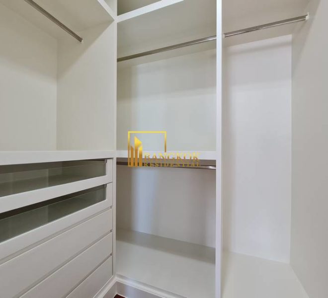 4 bed duplex penthouse apartment Piyathip Place 7101 image-34