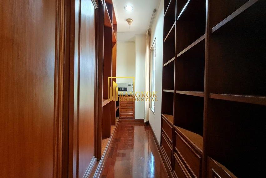 4 bedroom for rent Le Cullinan 0517 image-11