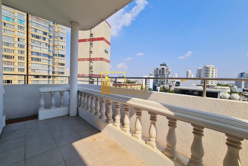 P R Home II Apartment Thonglor 9118 image-27