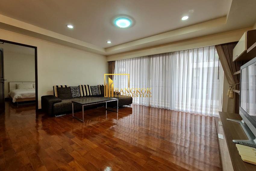 3 bed apartment for rent Baan Sukhumvit 14 0703 image-01