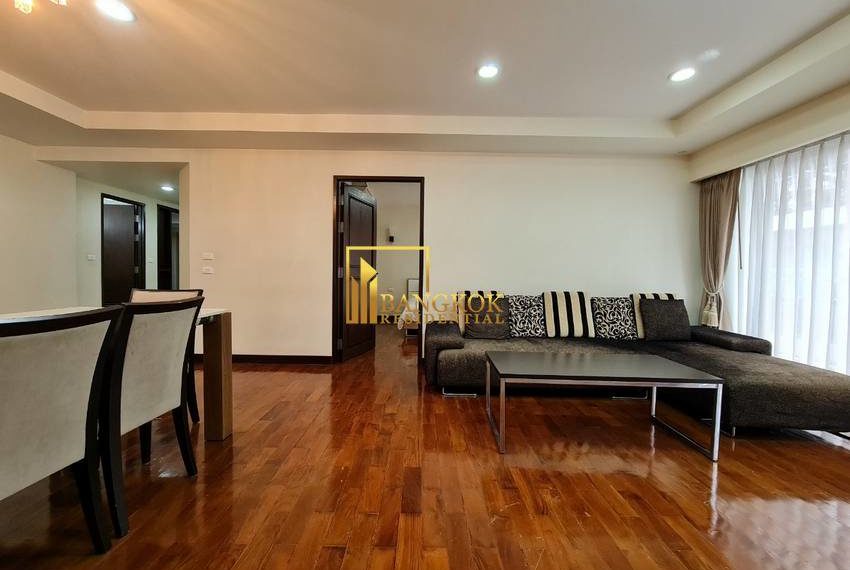 3 bed apartment for rent Baan Sukhumvit 14 0703 image-02