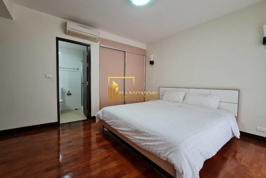 3 bed apartment for rent Baan Sukhumvit 14 0703 image-12