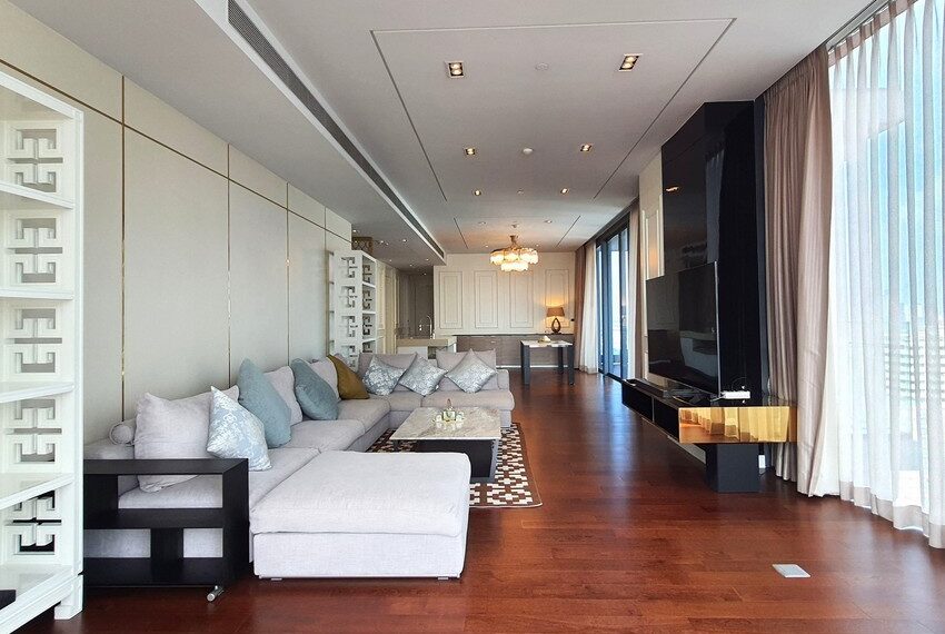 9035 Image-01