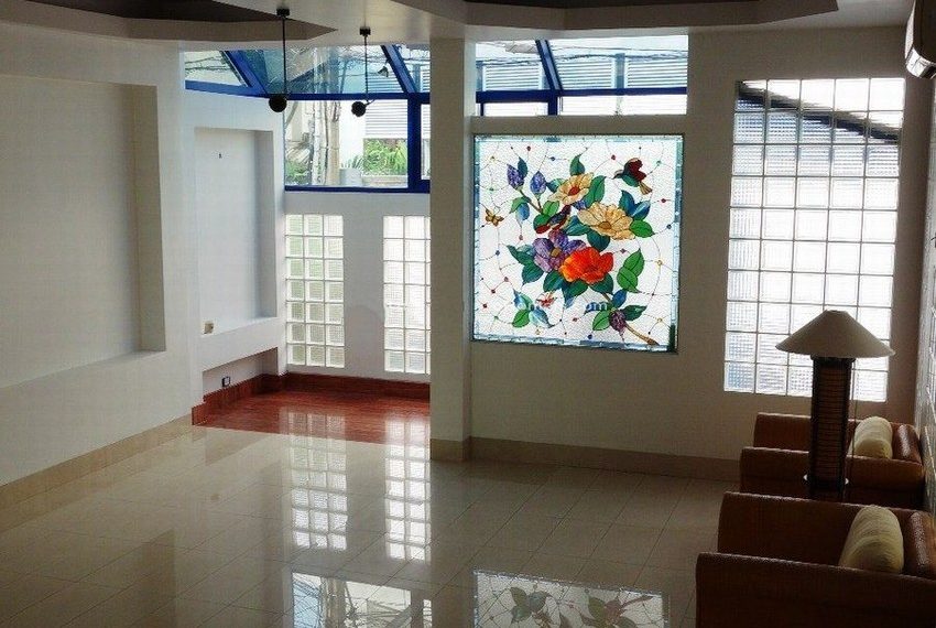 7783 Image-01
