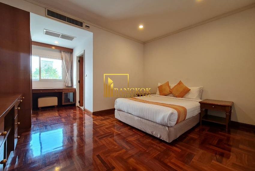 3 bed sukhumvit apartment Chaidee Mansion 7160 image-23