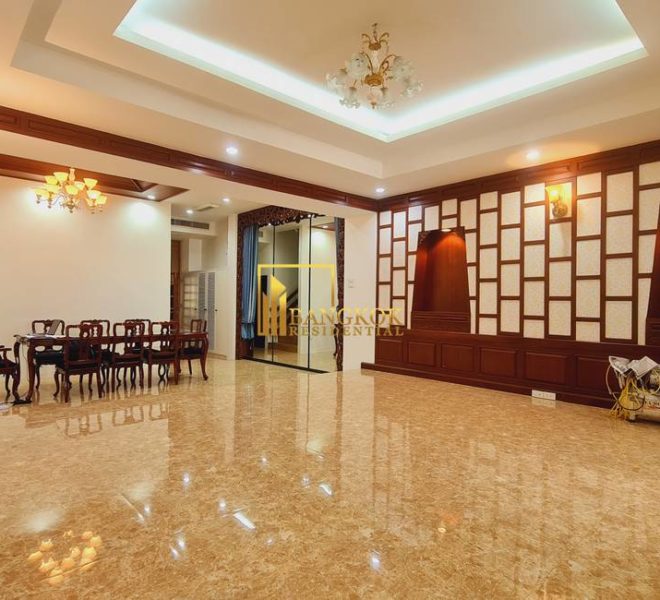 4 bed townhouse for rent ekkamai 8671 image-03