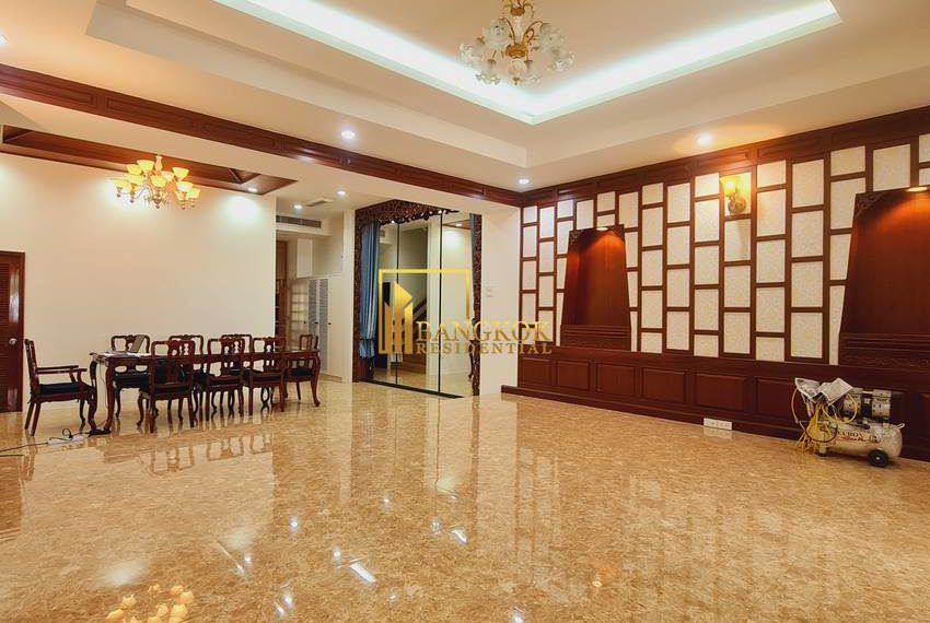 4 bed townhouse for rent ekkamai 8671 image-03