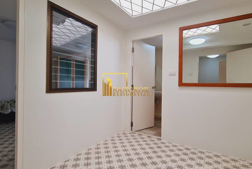 4 bed townhouse for rent ekkamai 8671 image-26