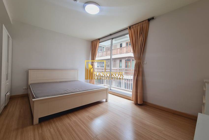 2 bed apartment YO Place 0836 image-07