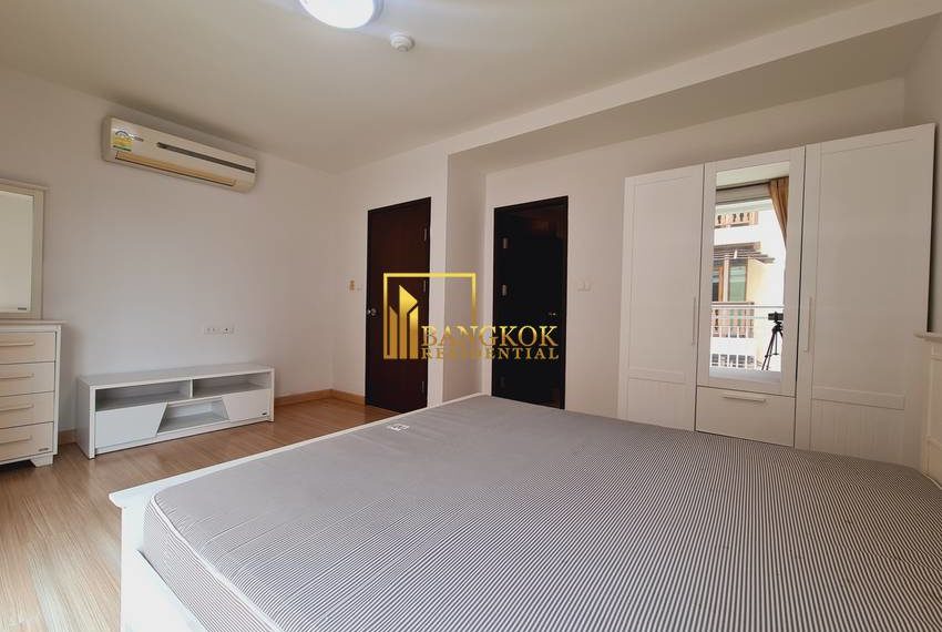 2 bed apartment YO Place 0836 image-08