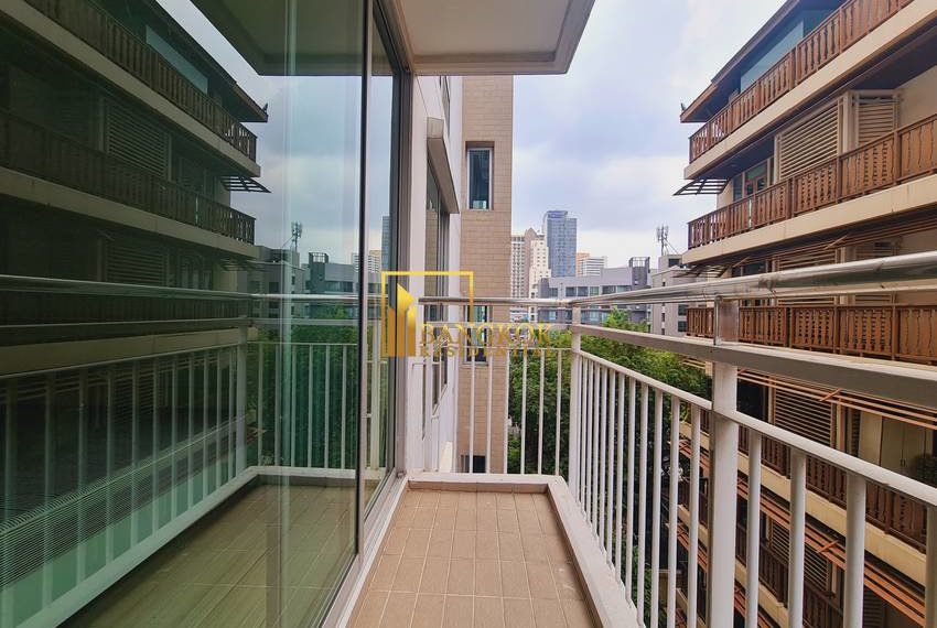 2 bed apartment YO Place 0836 image-09