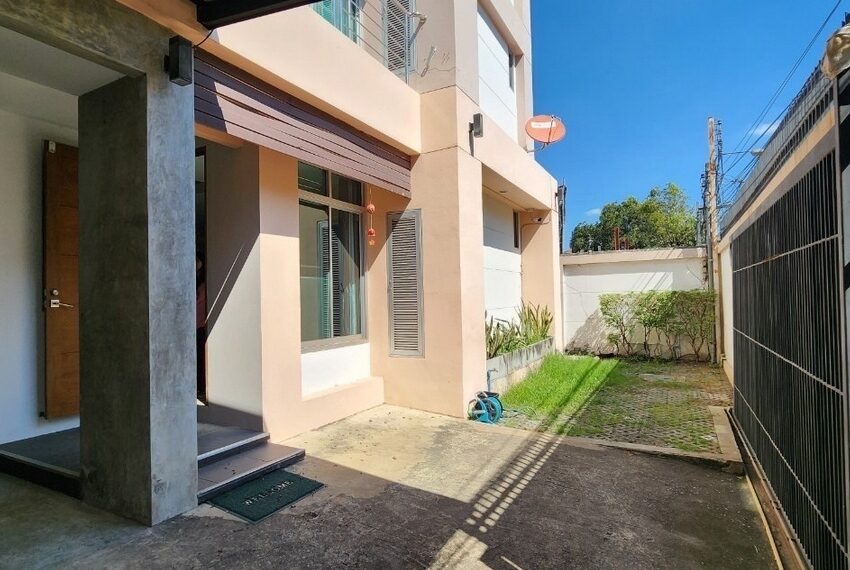 7944 Image-20